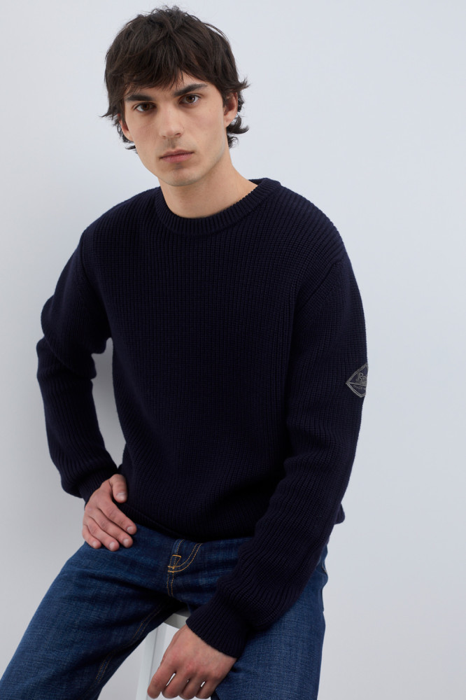 CREW NECK SWEATER IN FISHERMAN’S RIB KNIT WOOL