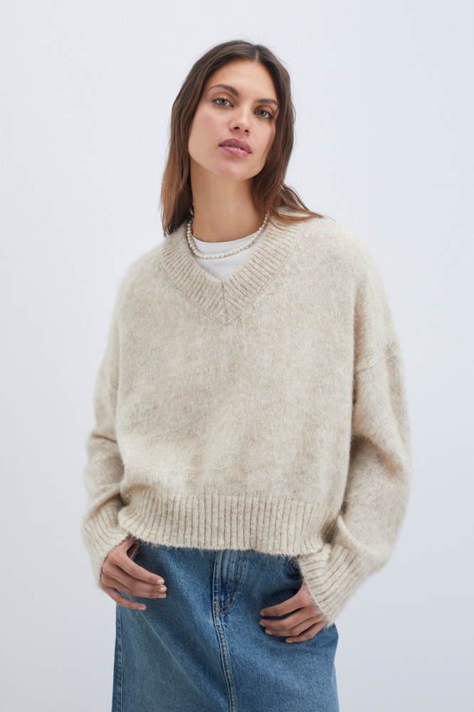 V-NECK SWEATER IN MOHAIR