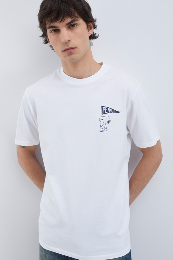 PENUTS FLAG CREW NECK T-SHIRT