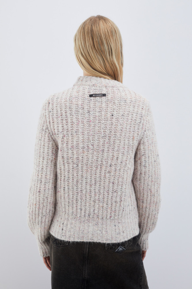 KNOP YARN CREW NECK SWEATER 